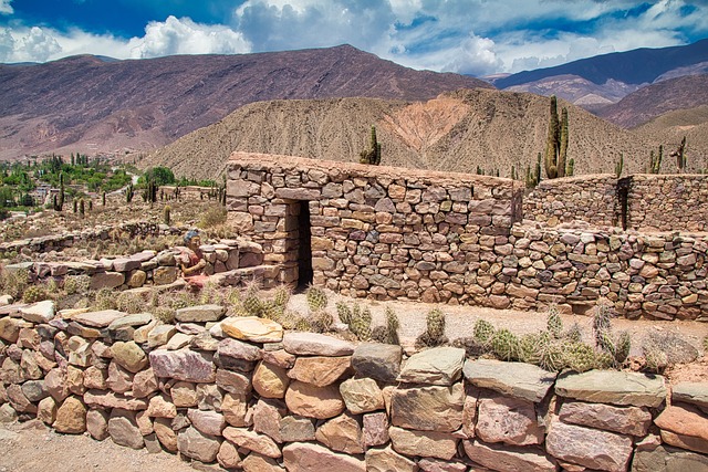 Visita Purmamarca Un Destino Inigualable en los Andes